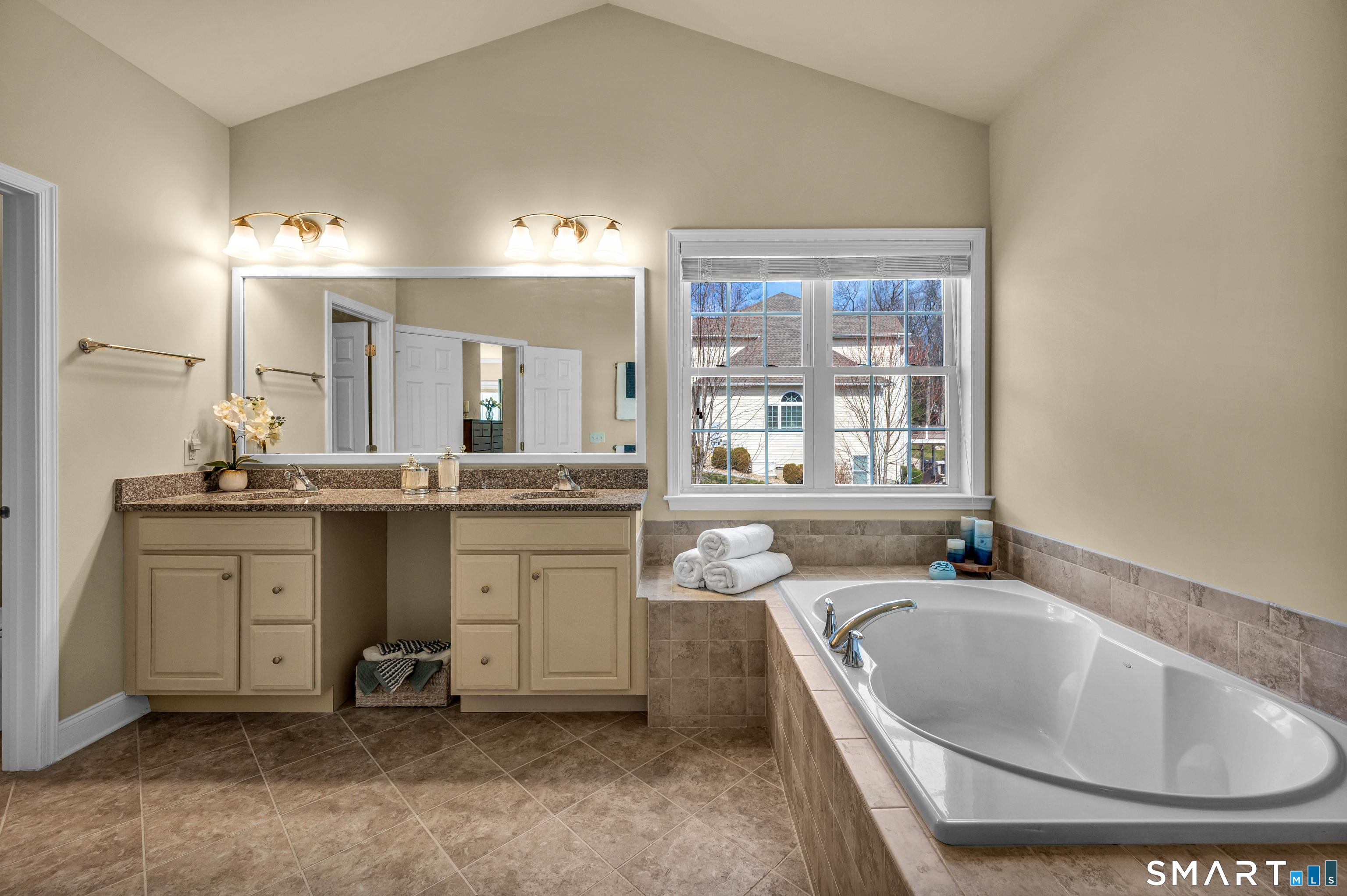 284 Northington Drive Avon CT 06001