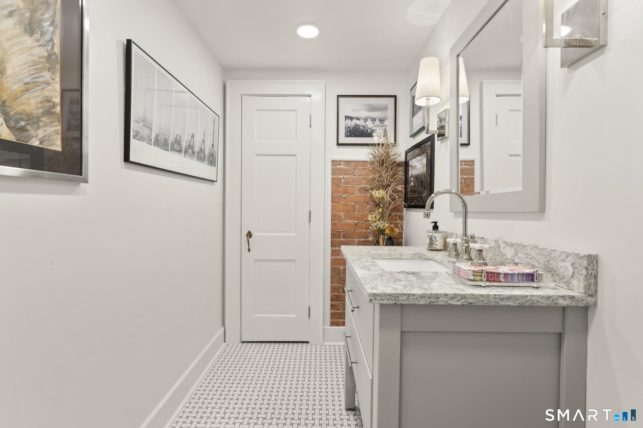 394 Wakeman Road Fairfield CT 06824