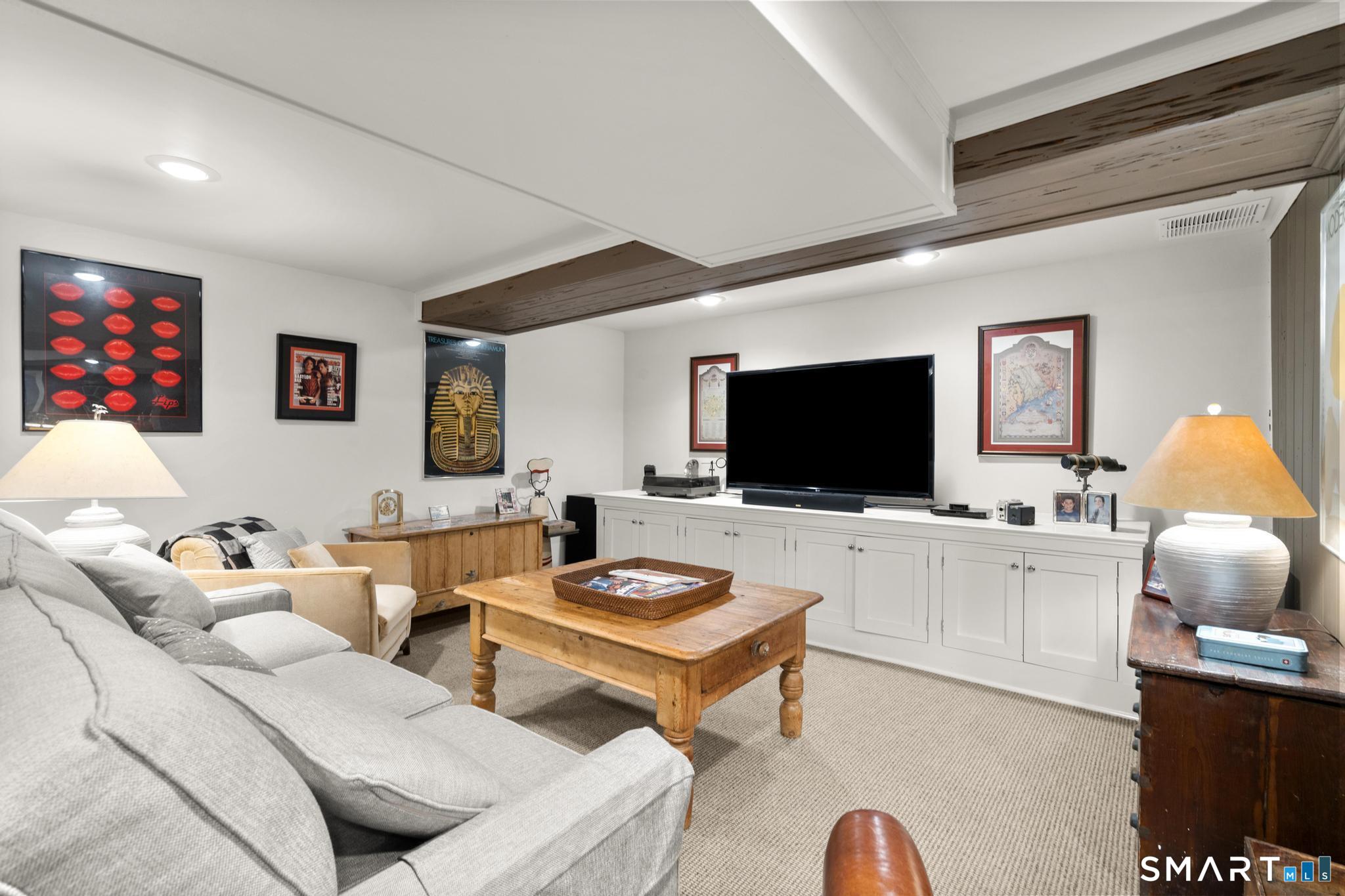 394 Wakeman Road Fairfield CT 06824