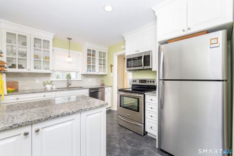 112 Harmon Street Hamden CT 06517