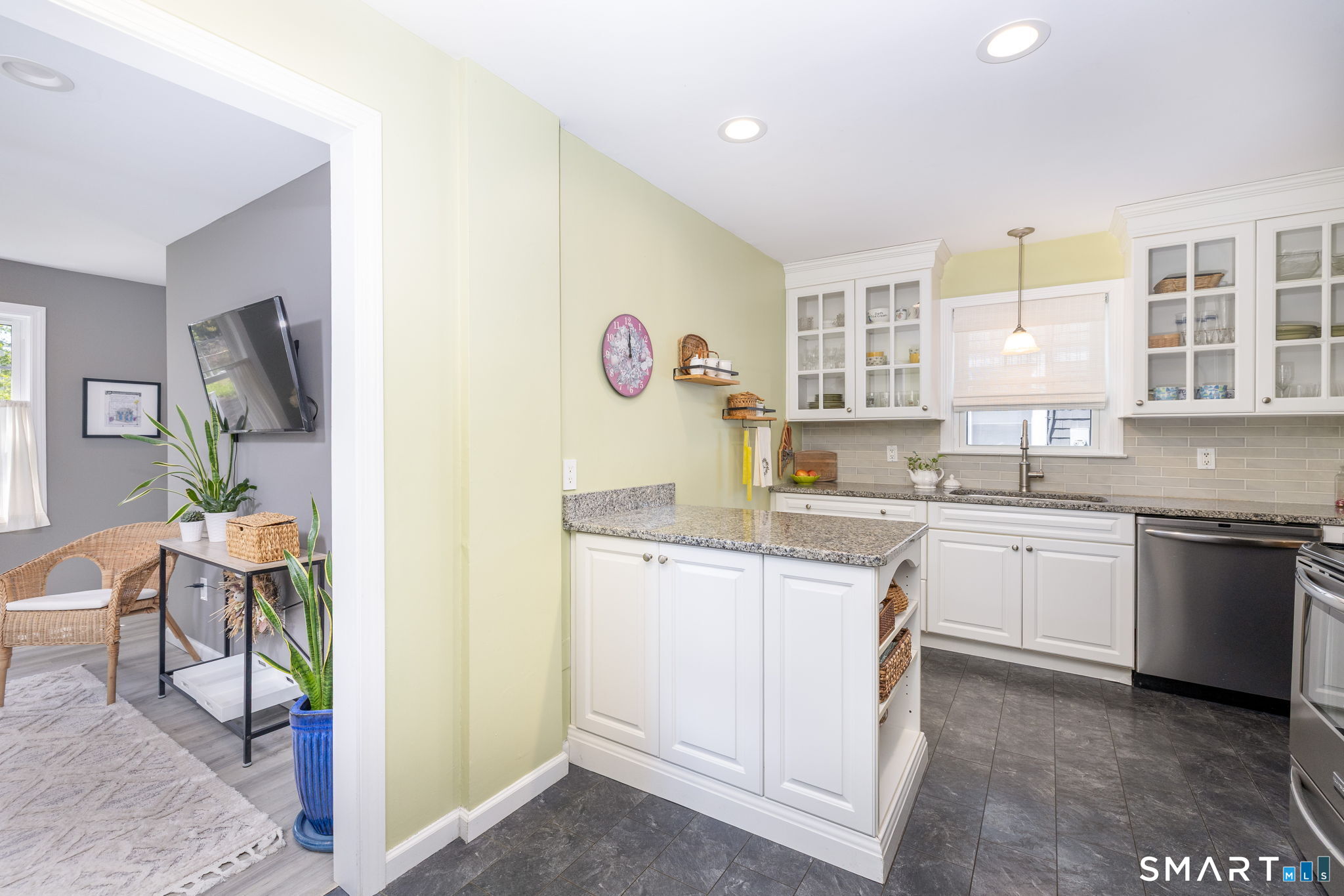 112 Harmon Street Hamden CT 06517