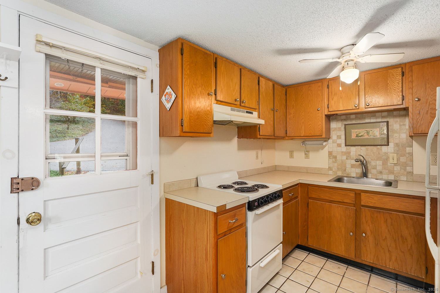 77 Lakeside Drive Ashford CT 06278