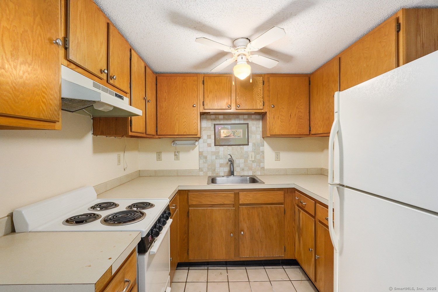 77 Lakeside Drive Ashford CT 06278