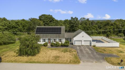 55 Glebas Road Plainfield CT 06374