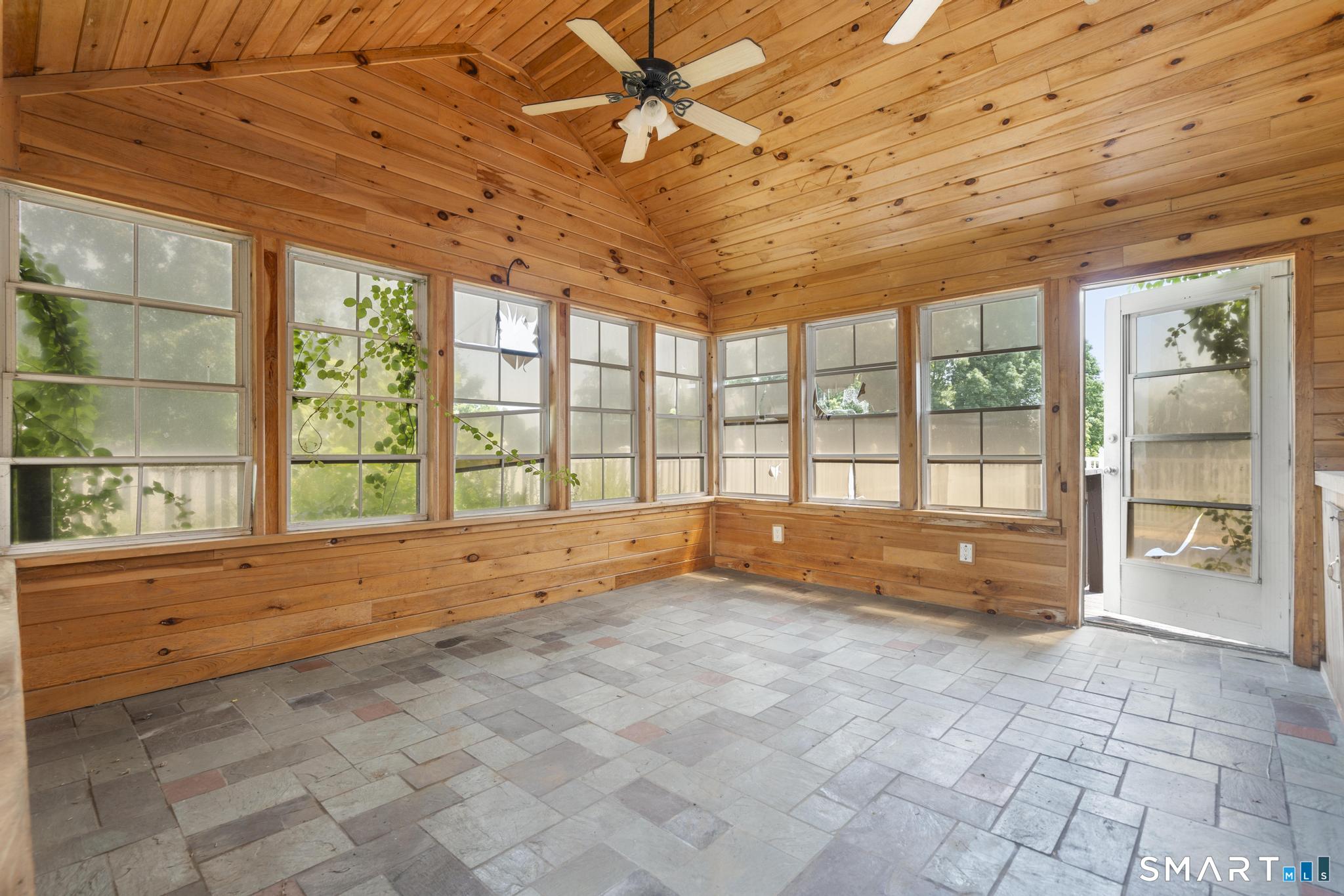 55 Glebas Road Plainfield CT 06374