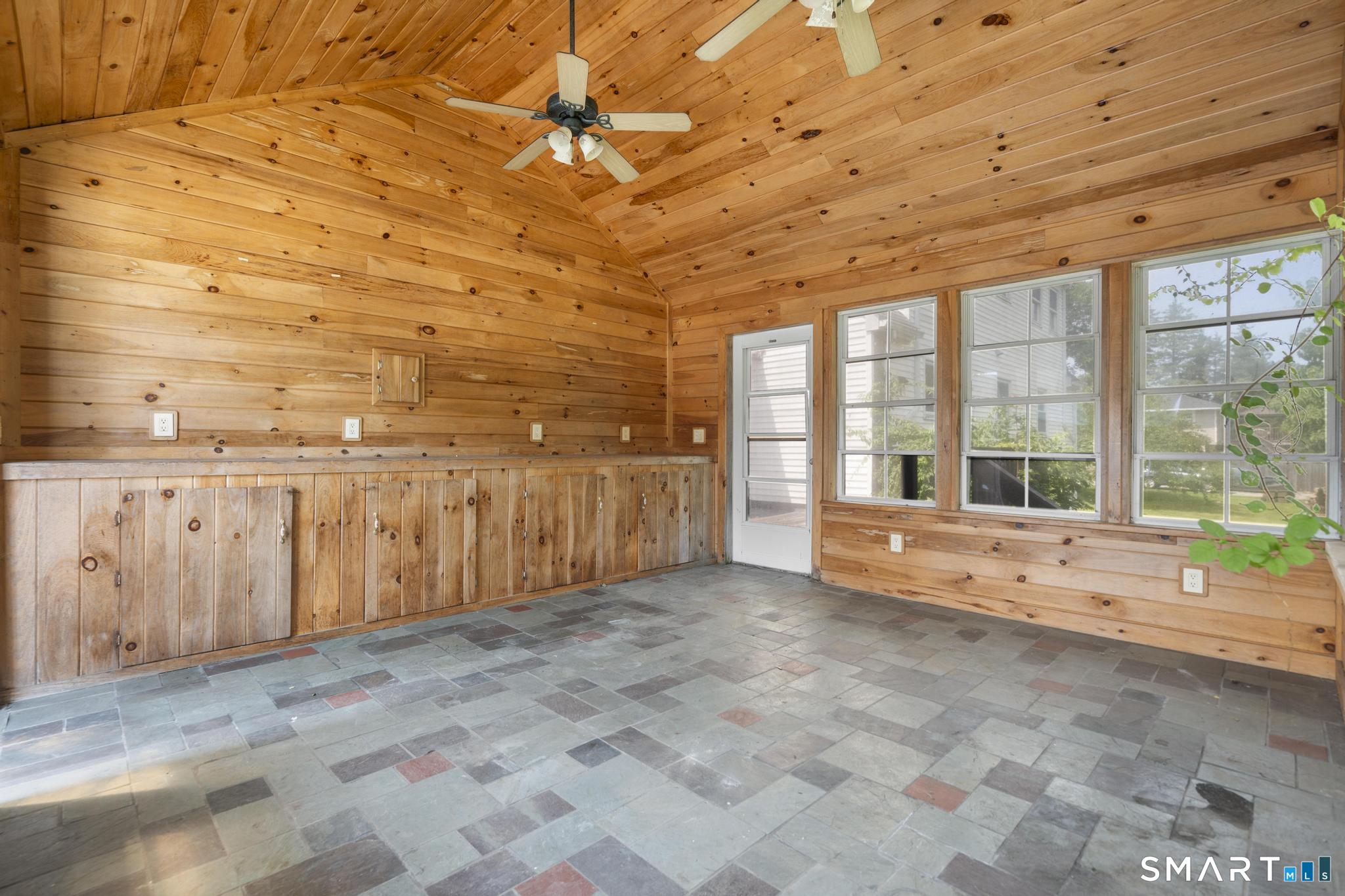 55 Glebas Road Plainfield CT 06374
