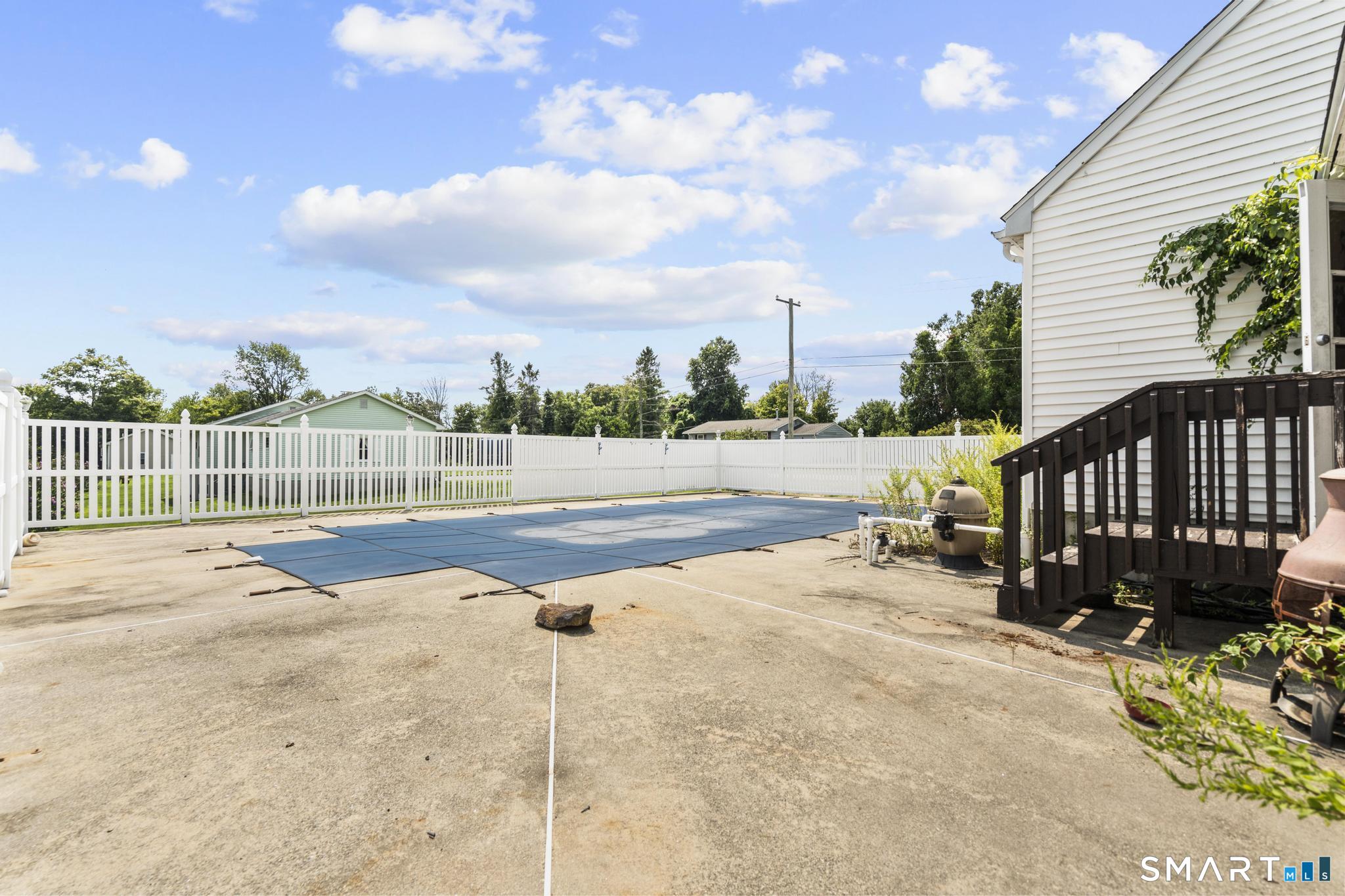55 Glebas Road Plainfield CT 06374