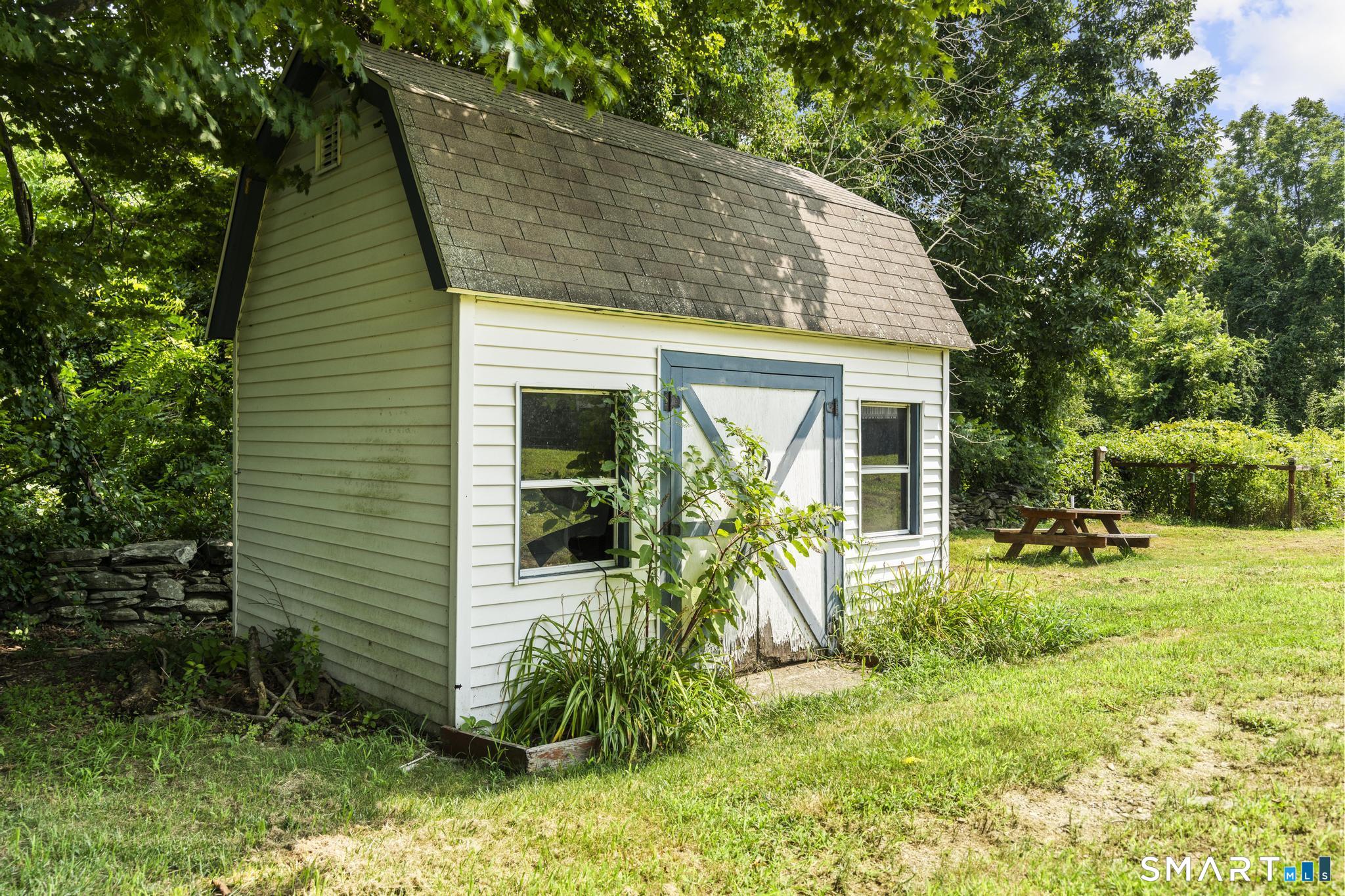 55 Glebas Road Plainfield CT 06374