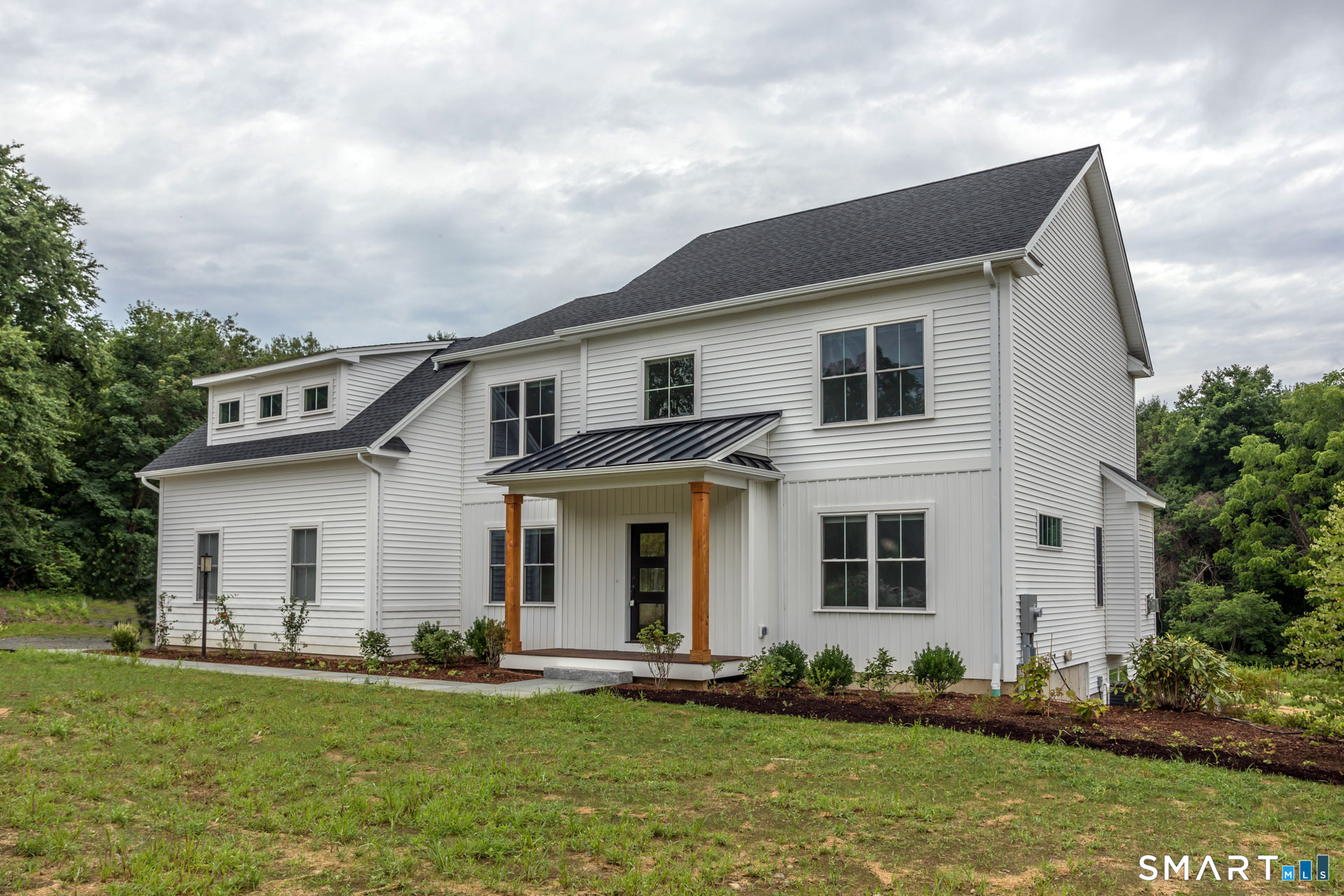 4 Vona Way Newtown CT 06470