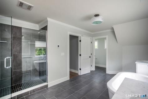 4 Vona Way Newtown CT 06470