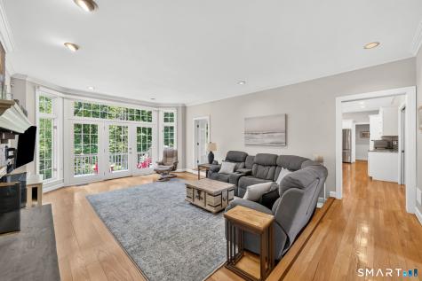11 Whitman Pond Road Simsbury CT 06070
