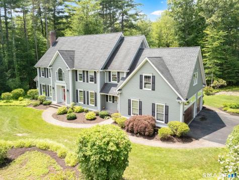 11 Whitman Pond Road Simsbury CT 06070