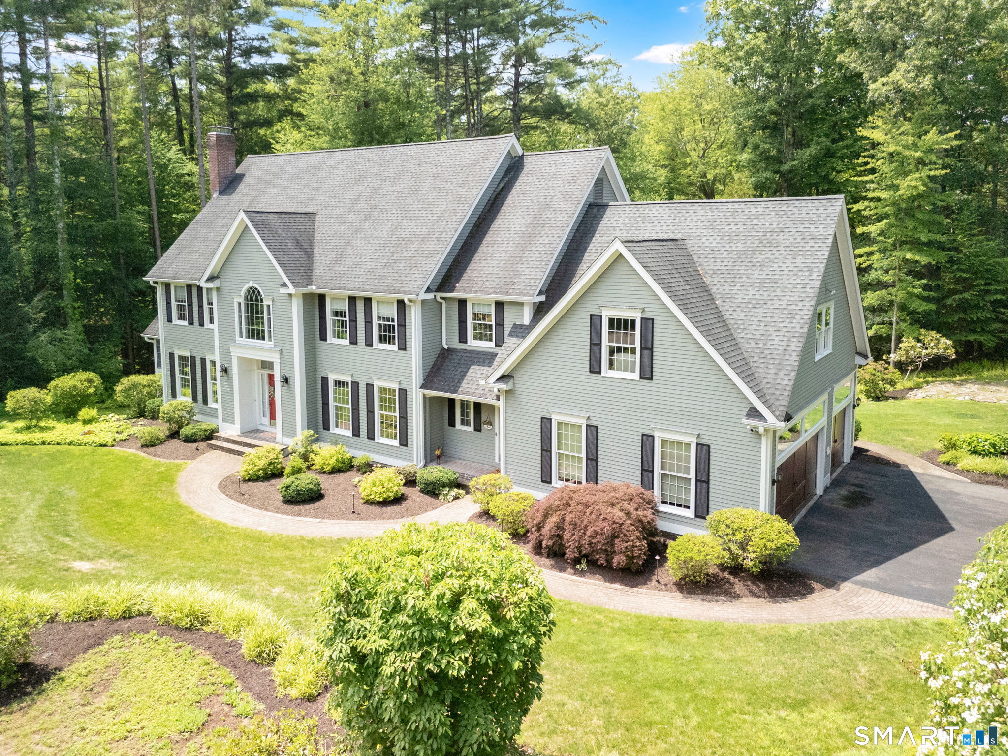11 Whitman Pond Road Simsbury CT 06070
