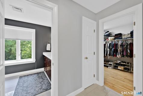 11 Whitman Pond Road Simsbury CT 06070