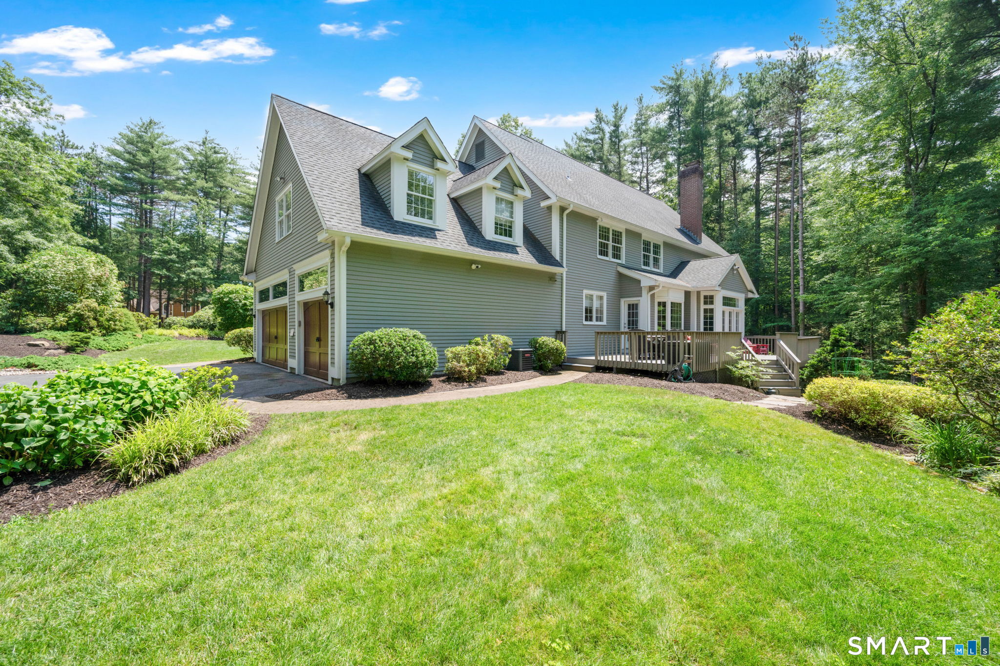 11 Whitman Pond Road Simsbury CT 06070