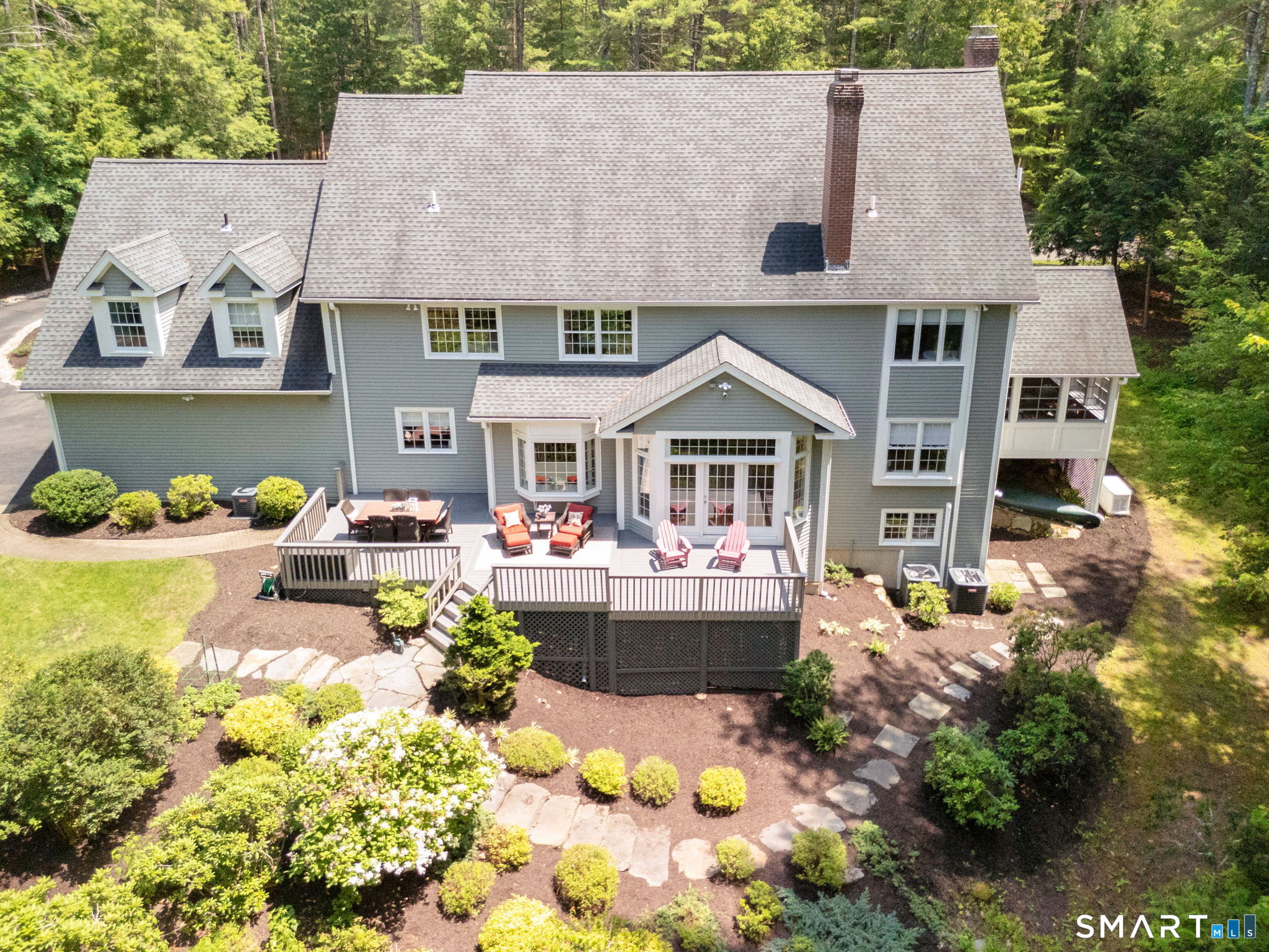 11 Whitman Pond Road Simsbury CT 06070