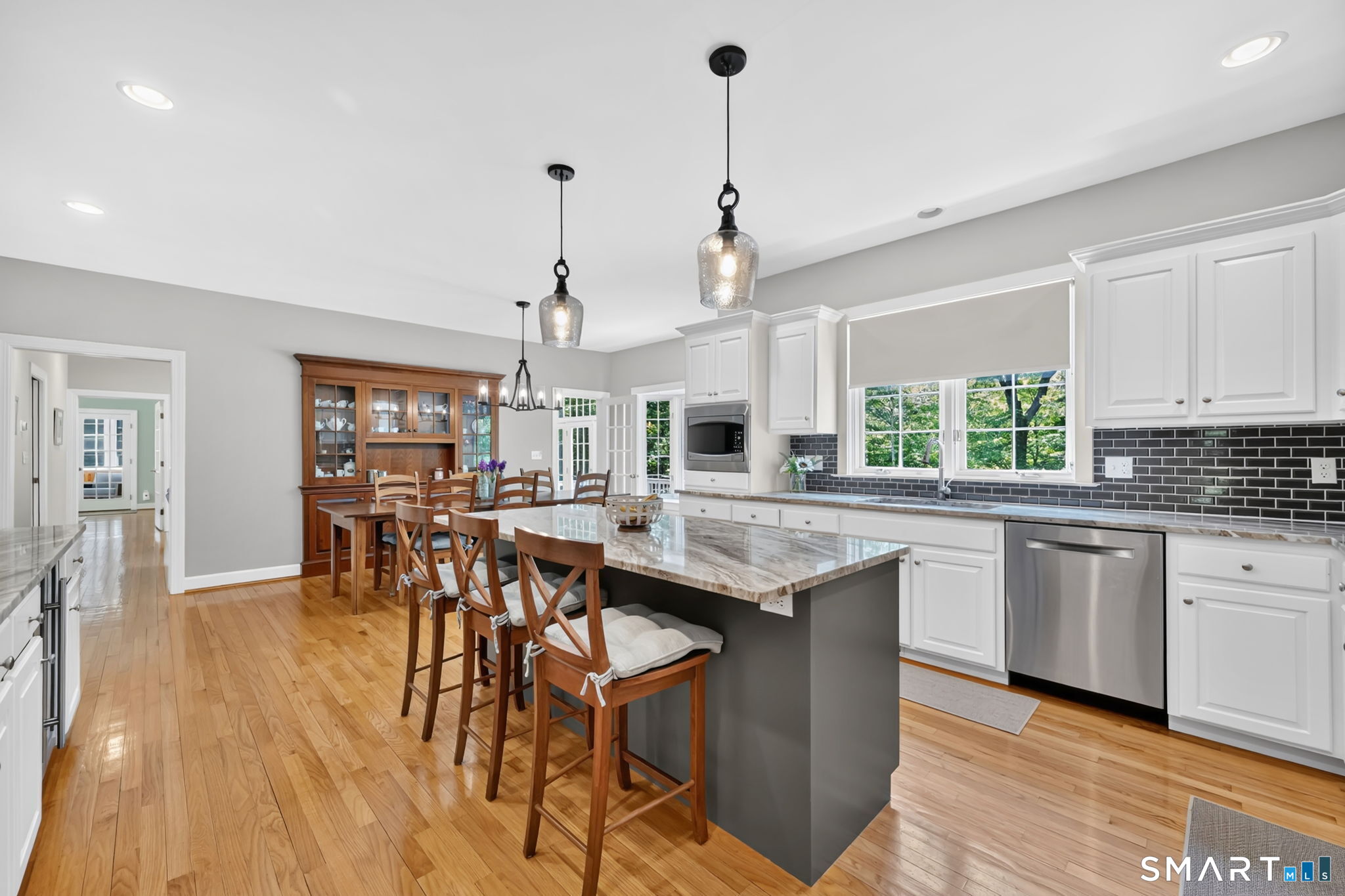 11 Whitman Pond Road Simsbury CT 06070