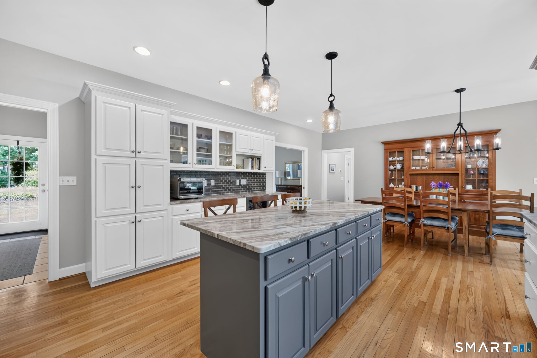 11 Whitman Pond Road Simsbury CT 06070