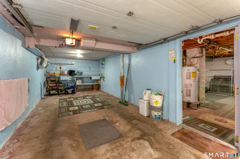 237 Alexander Avenue Waterbury CT 06705