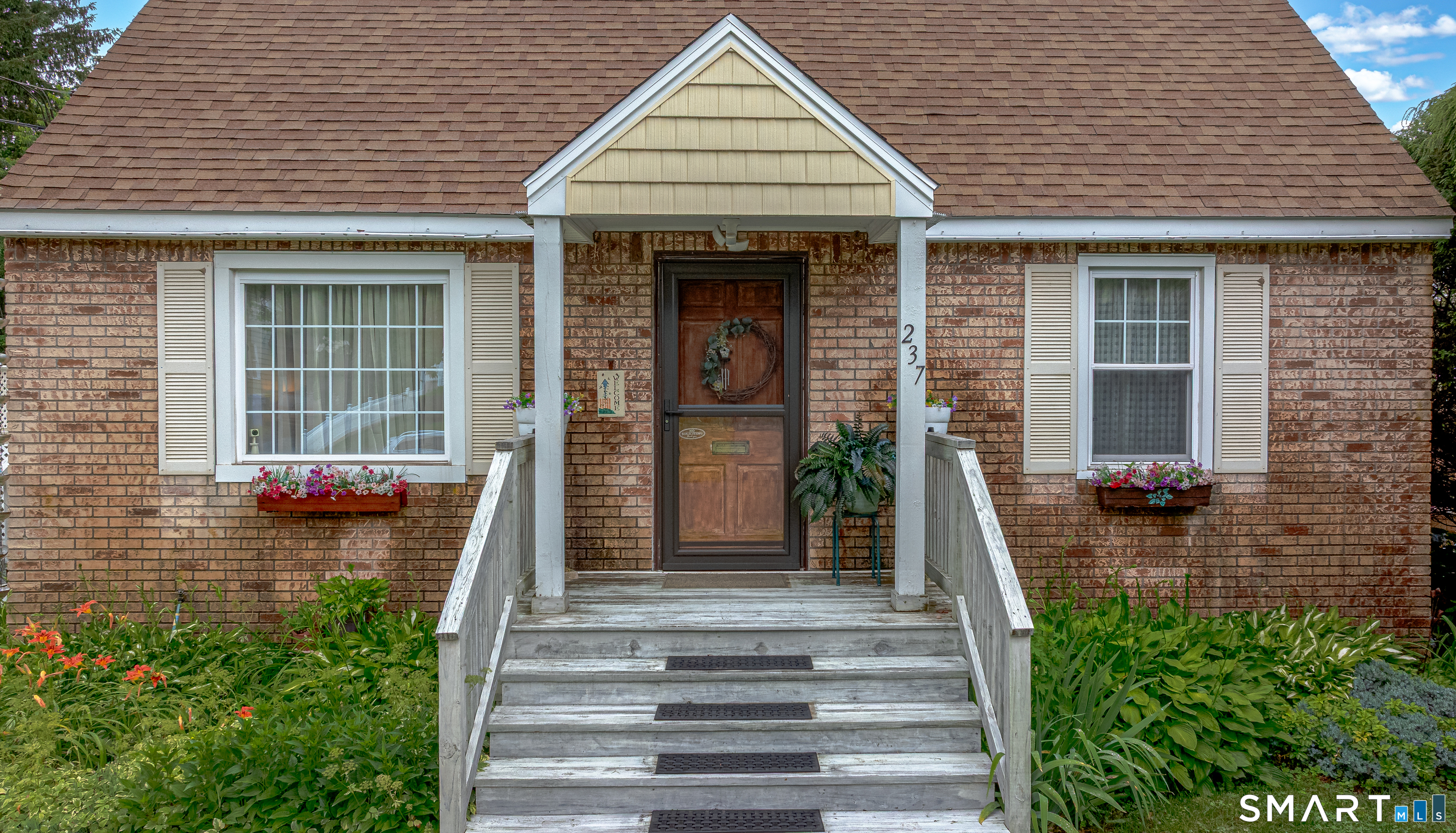237 Alexander Avenue Waterbury CT 06705
