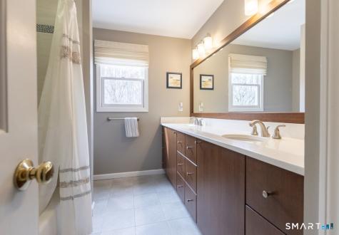 16 Shadowood Lane Trumbull CT 06611