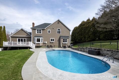 16 Shadowood Lane Trumbull CT 06611
