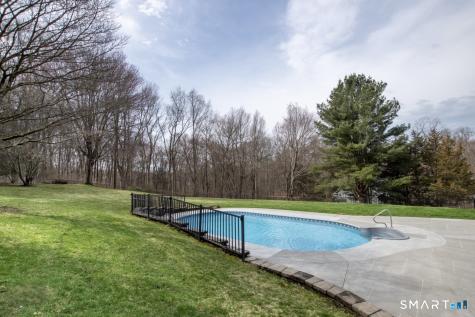 16 Shadowood Lane Trumbull CT 06611