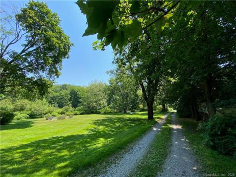 32 Steep Hill Road Weston CT 06883