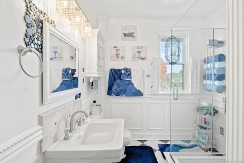 39 Forbes Place East Haven CT 06512