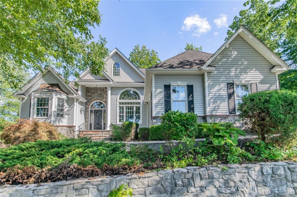 5 Twin Oaks Drive Cromwell CT 06416