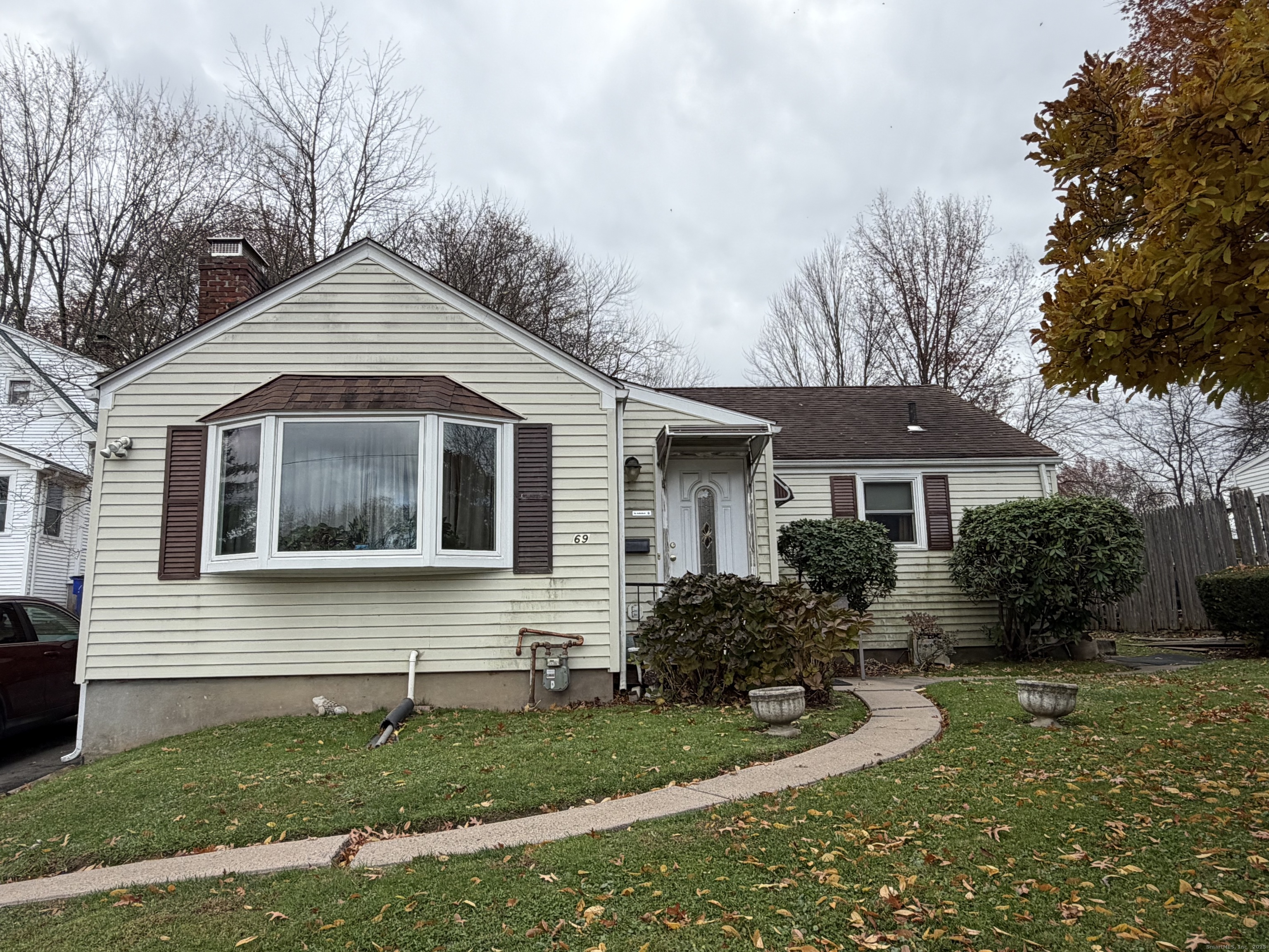 69 Saint Augustine Street West Hartford CT 06110