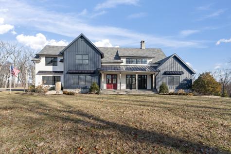 22 Serene Way Newtown CT 06470