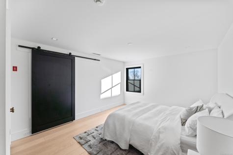 22 Serene Way Newtown CT 06470