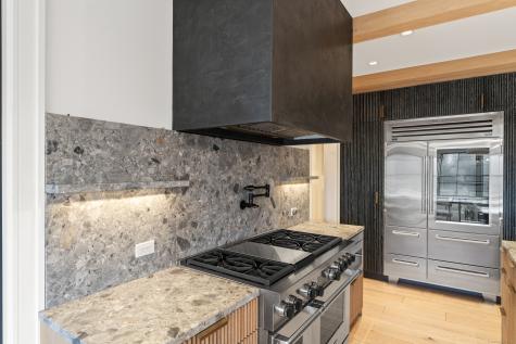 22 Serene Way Newtown CT 06470