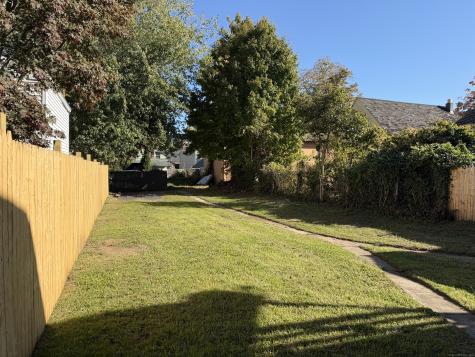 303 Central Avenue Norwich CT 06360