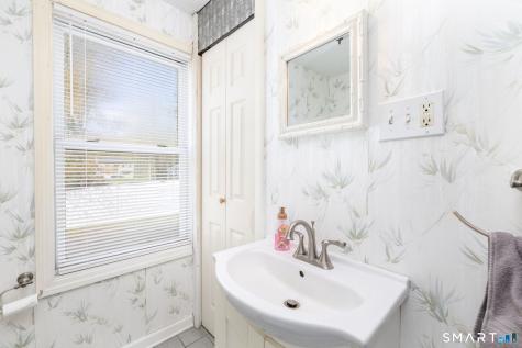 12 Grieb Trail Wallingford CT 06492
