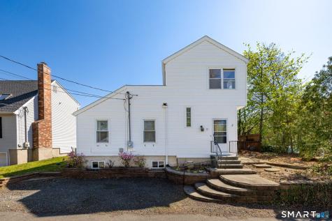 12 Grieb Trail Wallingford CT 06492
