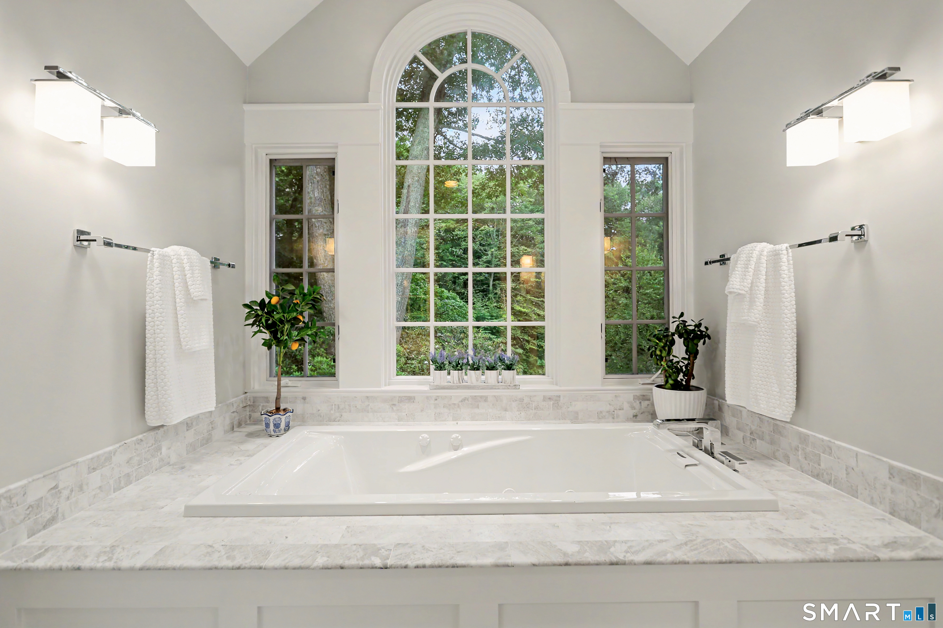 108 Logan Road New Canaan CT 06840