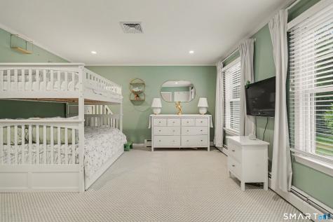 108 Logan Road New Canaan CT 06840