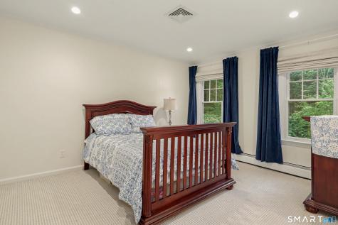 108 Logan Road New Canaan CT 06840