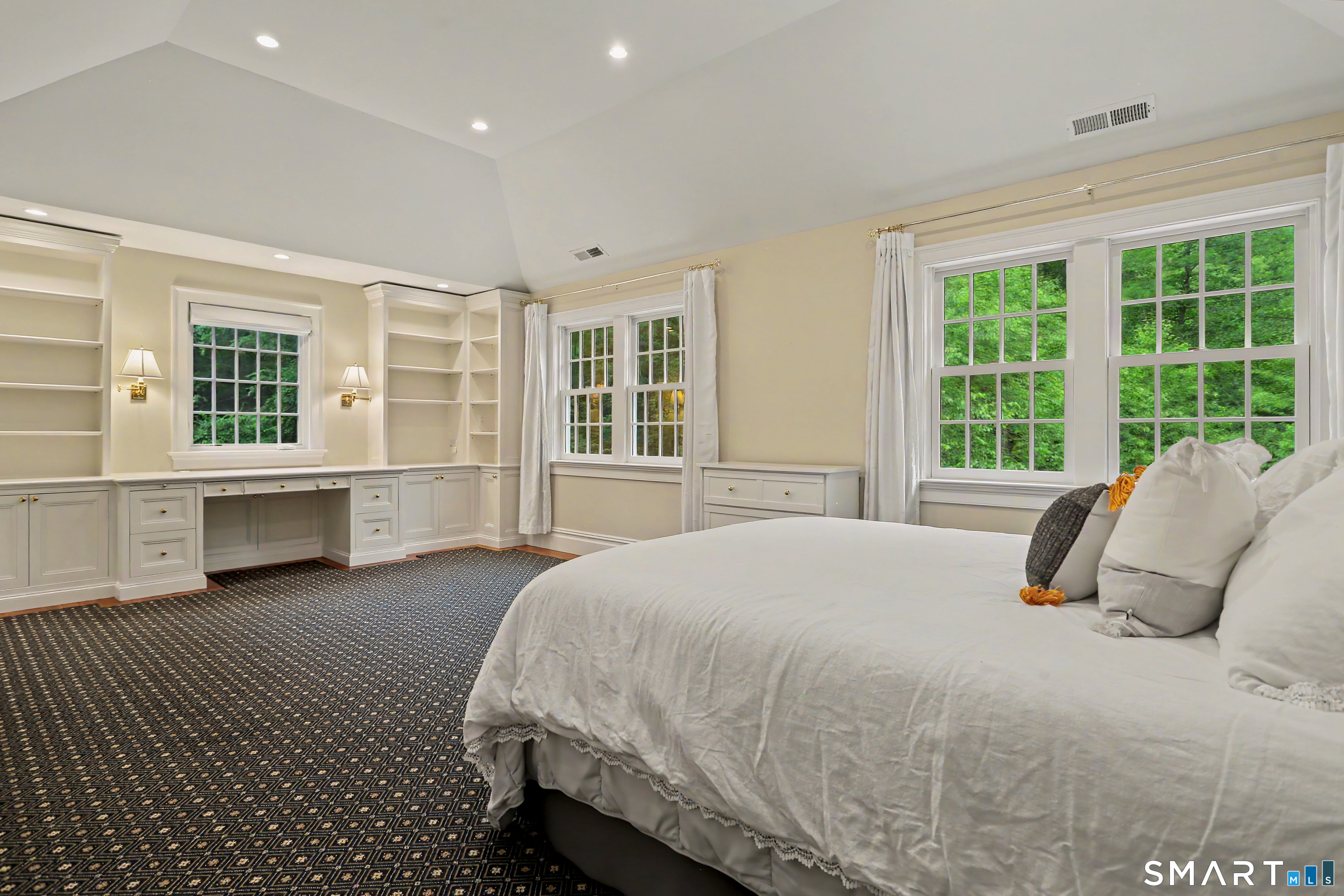 108 Logan Road New Canaan CT 06840
