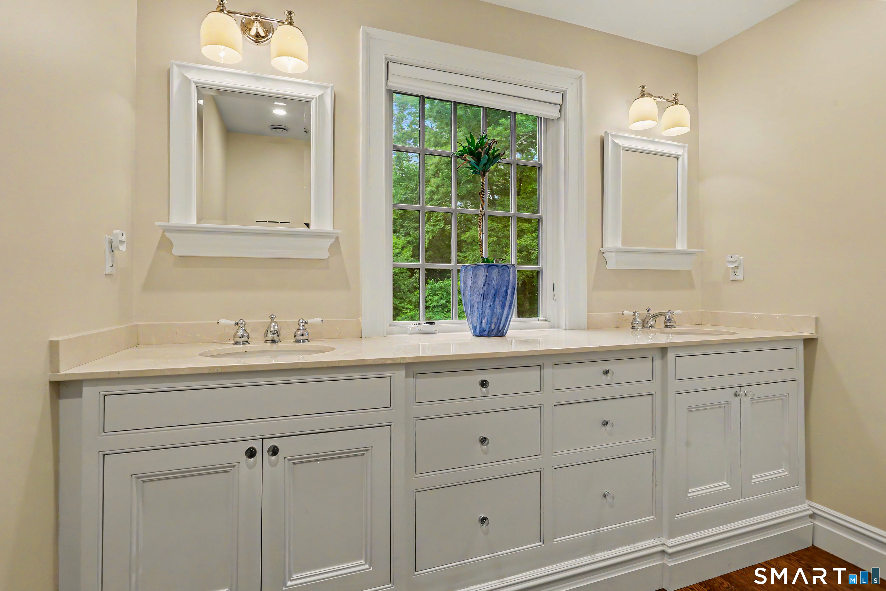 108 Logan Road New Canaan CT 06840