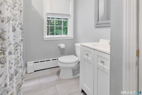 818 Middlebury Road Middlebury CT 06762