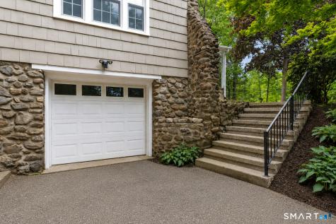 818 Middlebury Road Middlebury CT 06762