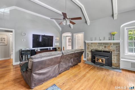 818 Middlebury Road Middlebury CT 06762