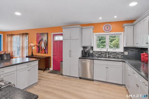 14 Moody Lane Danbury CT 06811
