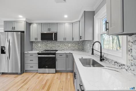9 Pleasant Rise Bethel CT 06801