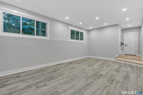 1 Greenlea Lane Weston CT 06883