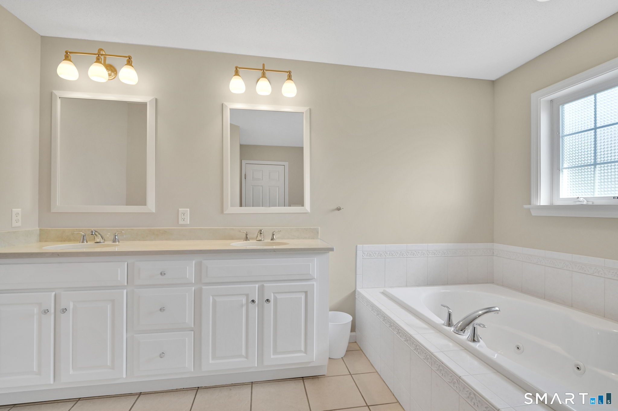 99 Joseph Lane South Windsor CT 06074