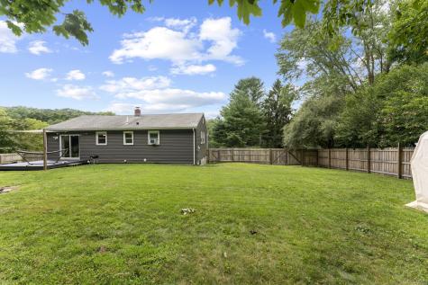 11 Willow Lane Ledyard CT 06339